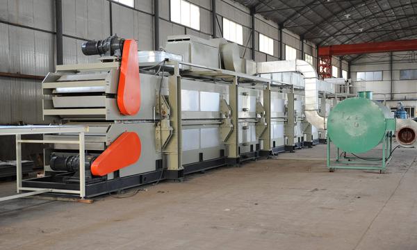 Polyurethane sandwich panel line